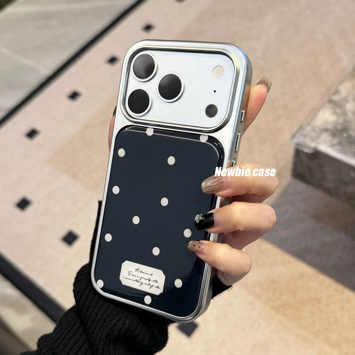 جراب هاتف كوري أنيق بنقاط مموج - مراجعة Phone Cases Highpoint وسعره
